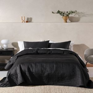 VERONA COVERLET SET